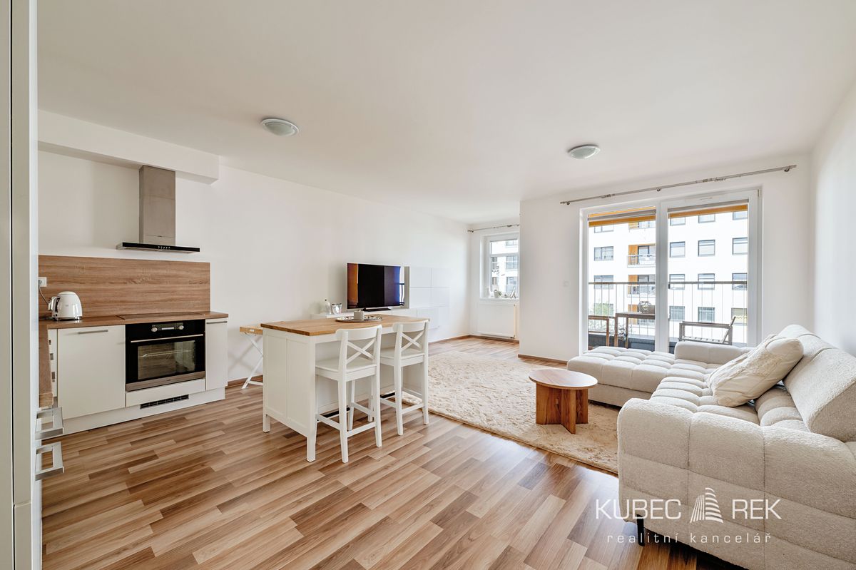 Pronájem bytu 3+kk 86 m² – fotografie 3