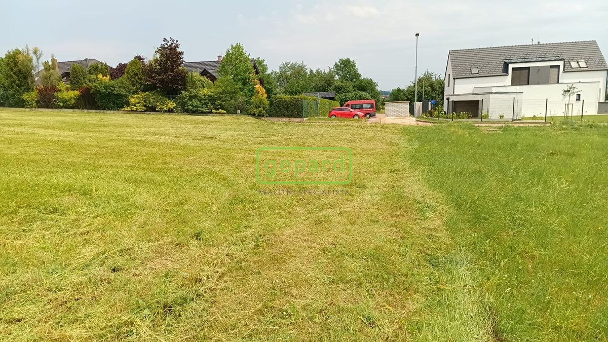Prodej stavebního pozemku 1653 m² – fotografie 3