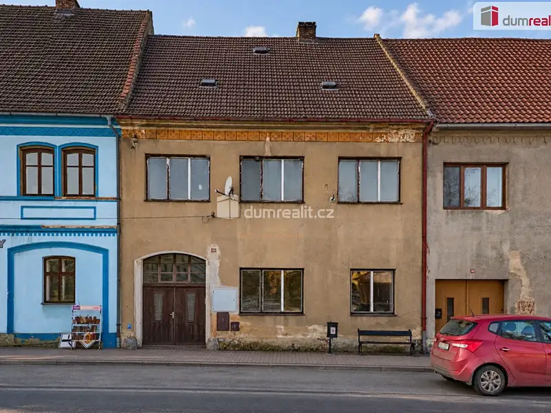 Prodej rodinného domu 200 m², pozemek 321 m², Kravaře – náhled fotky 2