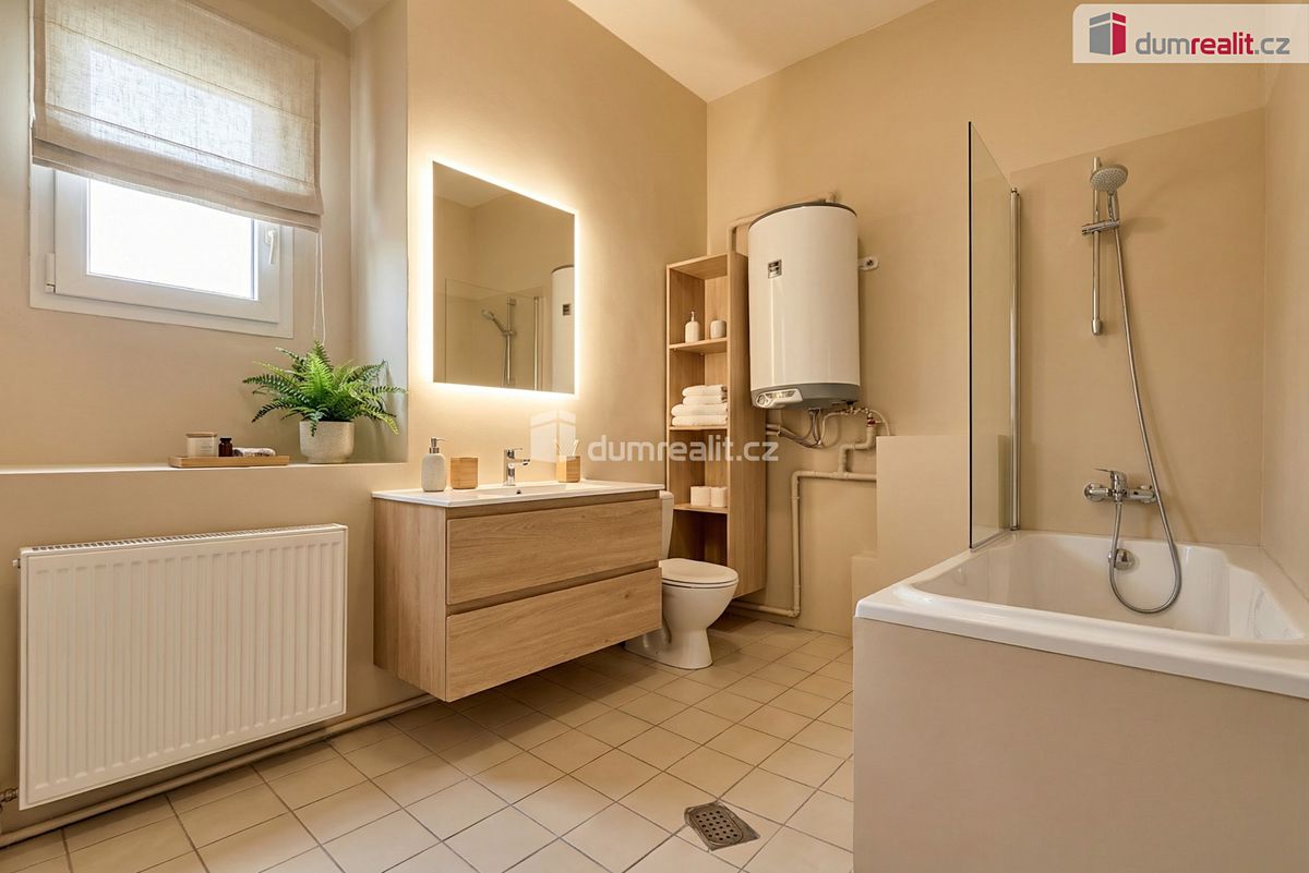 Prodej rodinného domu 200 m², pozemek 321 m² – fotografie 5