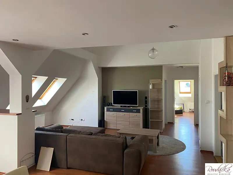 Pronájem bytu 3+kk 80 m², Roudnice nad Labem – náhled fotky 1