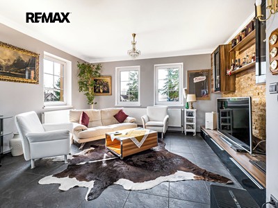 Prodej  rodinného domu 320 m², pozemek 3 335 m²