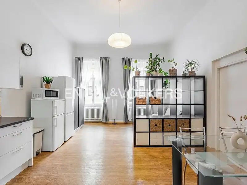 Prodej bytu 3+1 106 m², Praha – náhled fotky 1