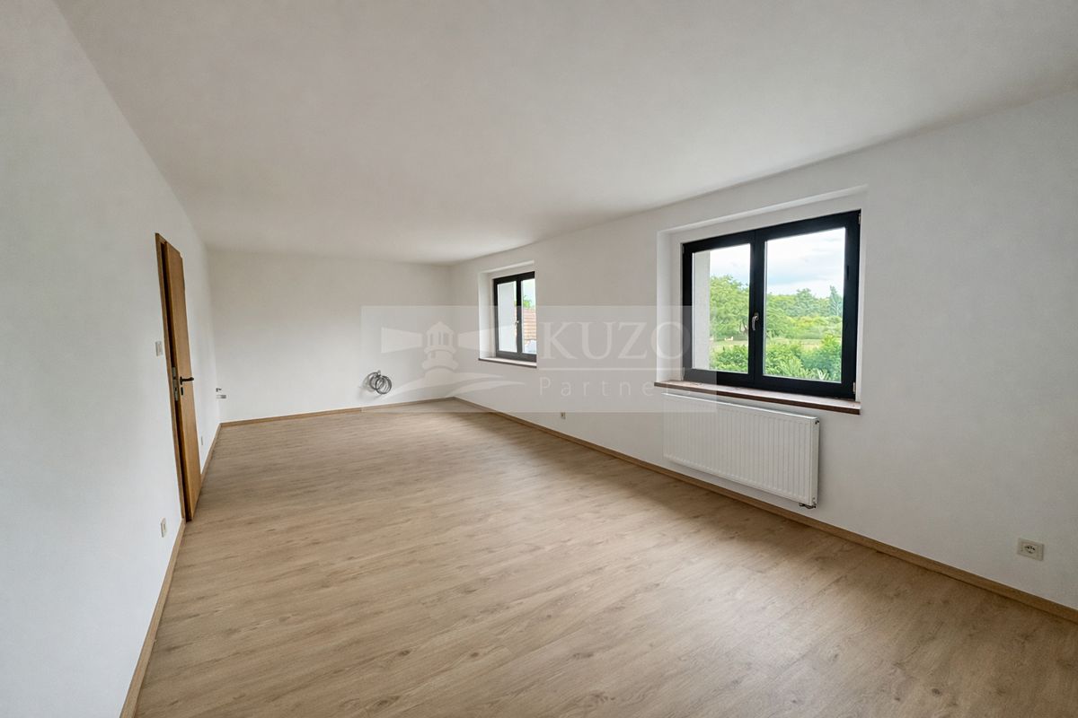 Prodej rodinného domu 125 m², pozemek 181 m² – fotografie 3