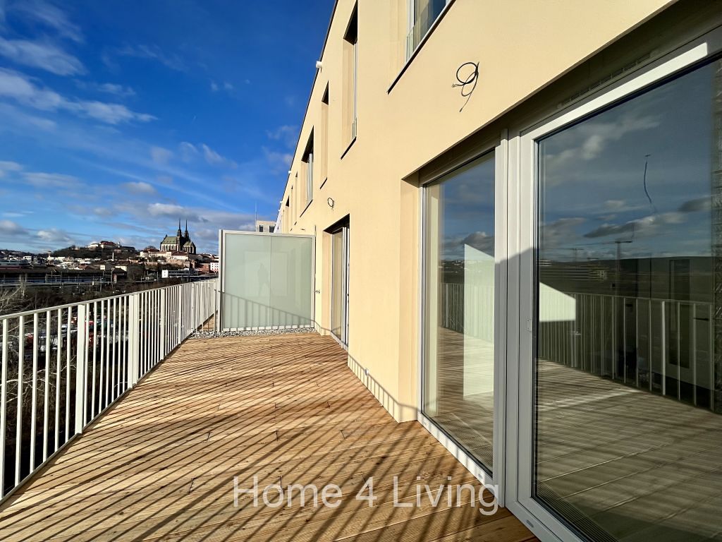 Pronájem bytu 2+kk 70 m²