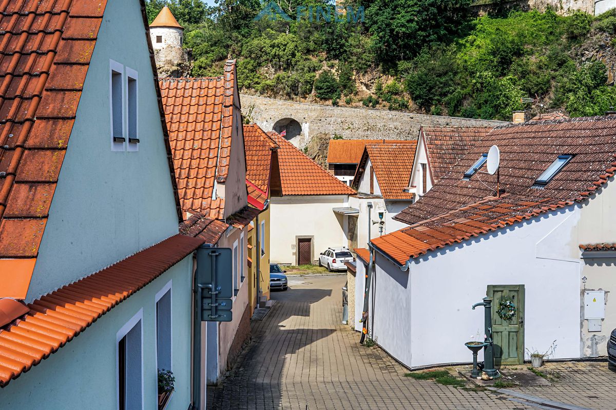 Prodej rodinného domu 147 m², pozemek 169 m² – fotografie 4