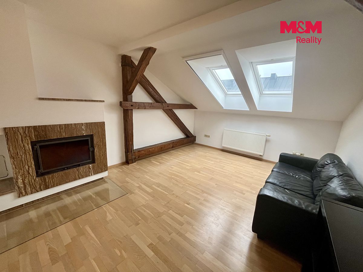 Pronájem bytu 3+1 123 m² – fotografie 2