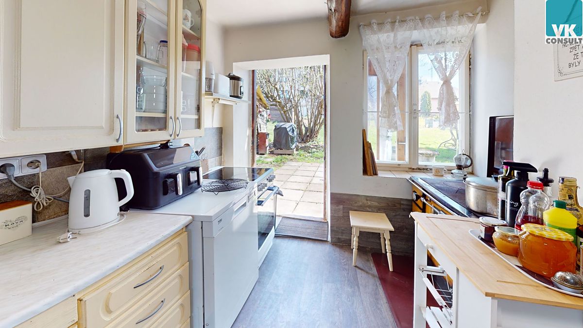Prodej rodinného domu 70 m², pozemek 1105 m² – fotografie 3