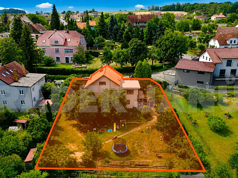 Prodej rodinného domu 202 m², pozemek 892 m², Tábor – náhled fotky 3