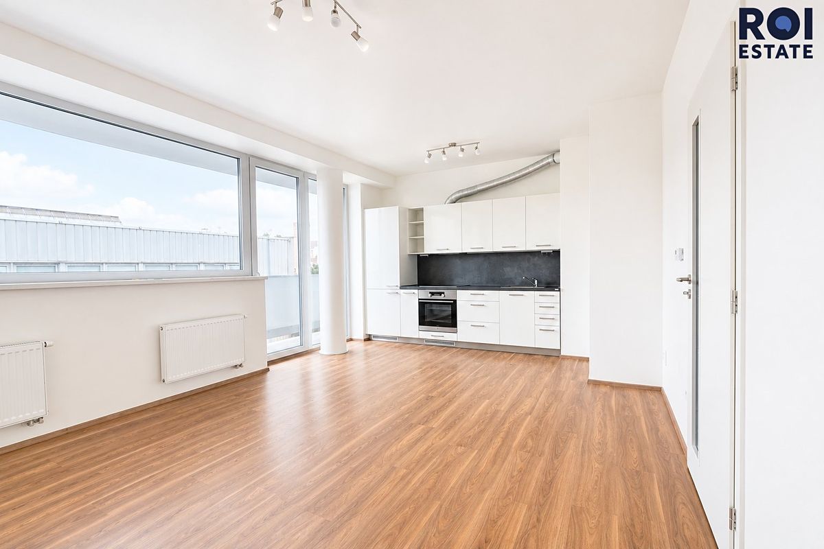 Pronájem bytu 1+kk 34 m²