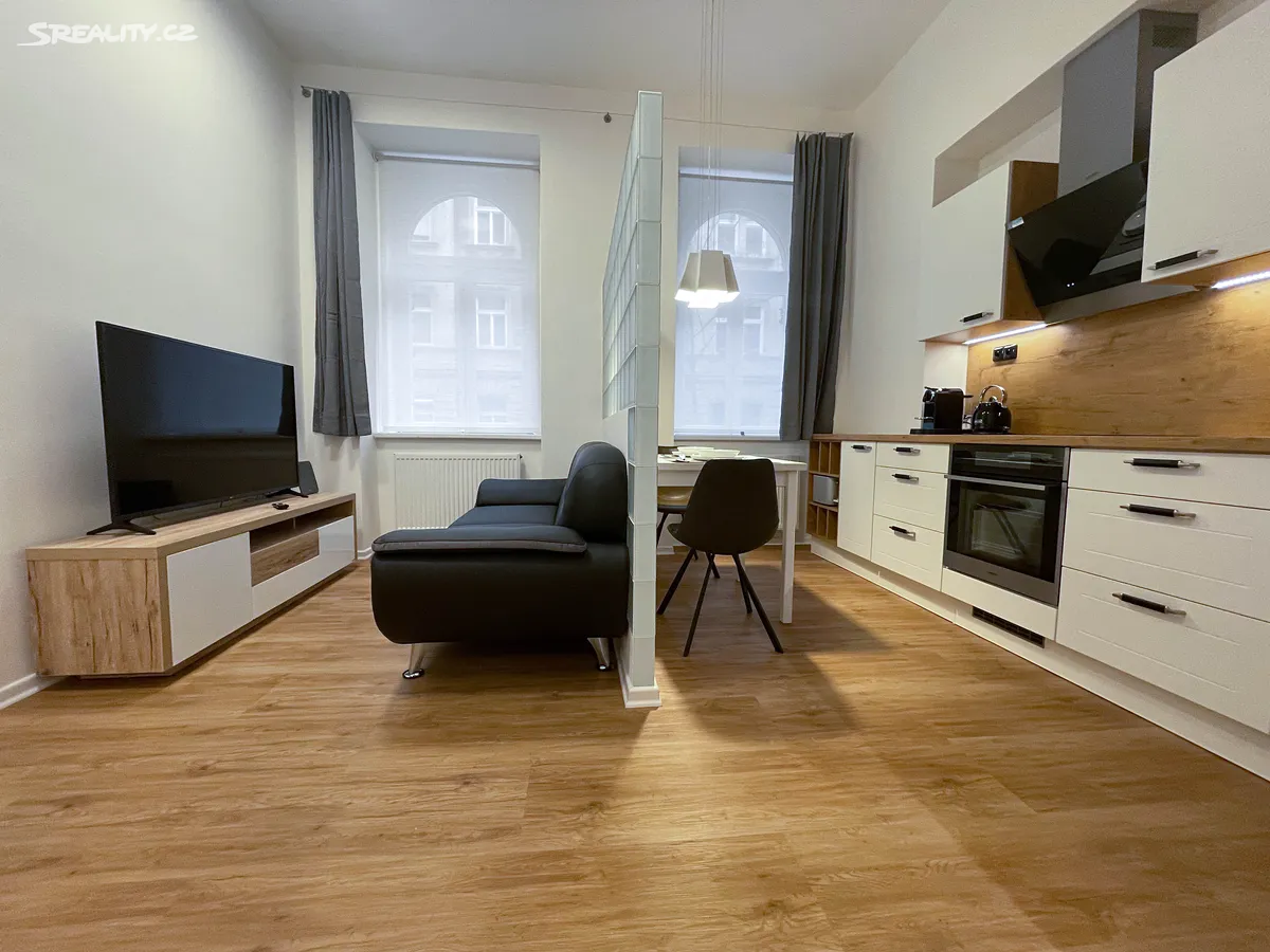 Pronájem bytu 2+kk 48 m², Praha