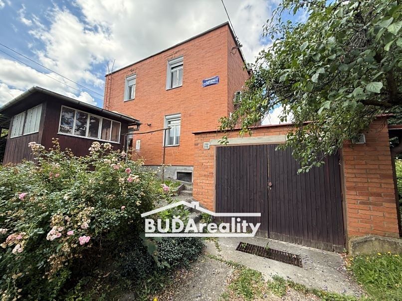Prodej rodinného domu 85 m², pozemek 245 m² – fotografie 2