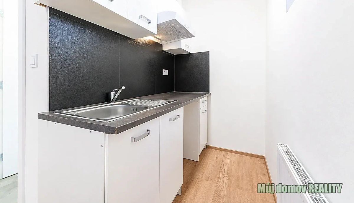 Pronájem bytu 1+kk 17 m²