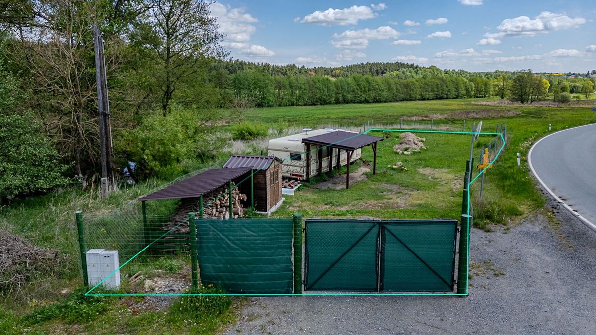 Prodej zahrady 516 m², Zahrádka – fotka 1 z 3