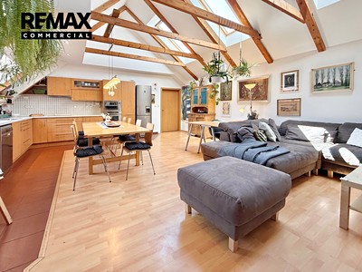 Prodej  rodinného domu 224 m², pozemek 439 m²