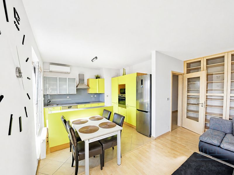 Prodej bytu 4+kk 106 m², Chlebovická, Praha – Letňany