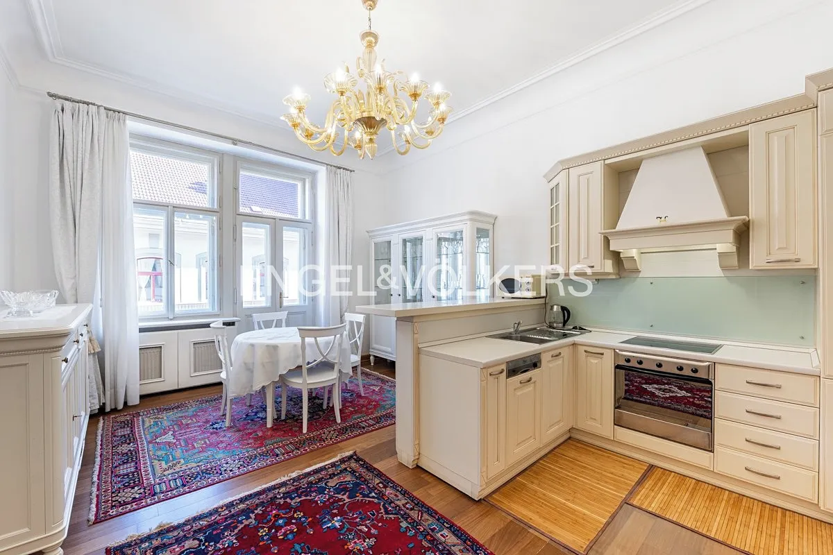 Pronájem bytu 3+kk 77 m²