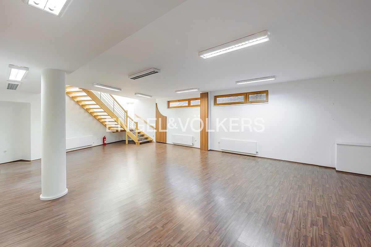 Pronájem obchodního prostoru 84 m² – fotografie 5