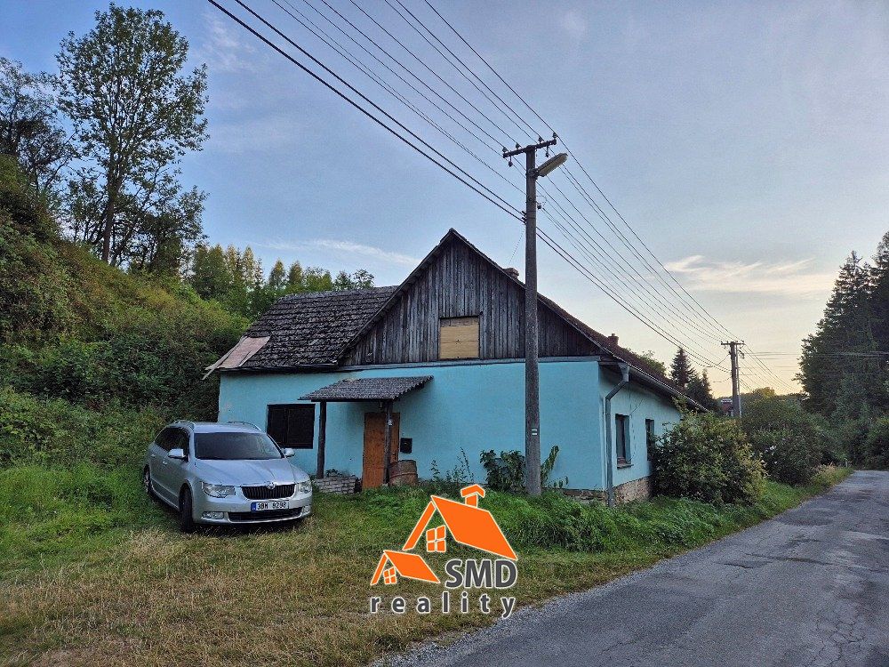 Prodej rodinného domu 470 m², pozemek 6233 m² – fotografie 2