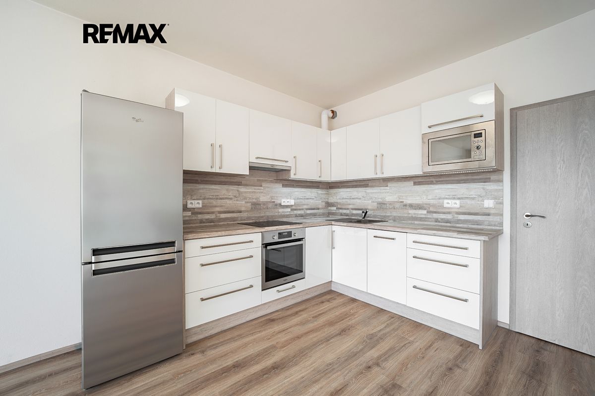 Pronájem bytu 1+kk 40 m²