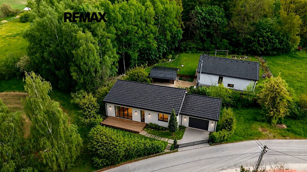 Prodej stavebního pozemku 955 m² – fotografie 3