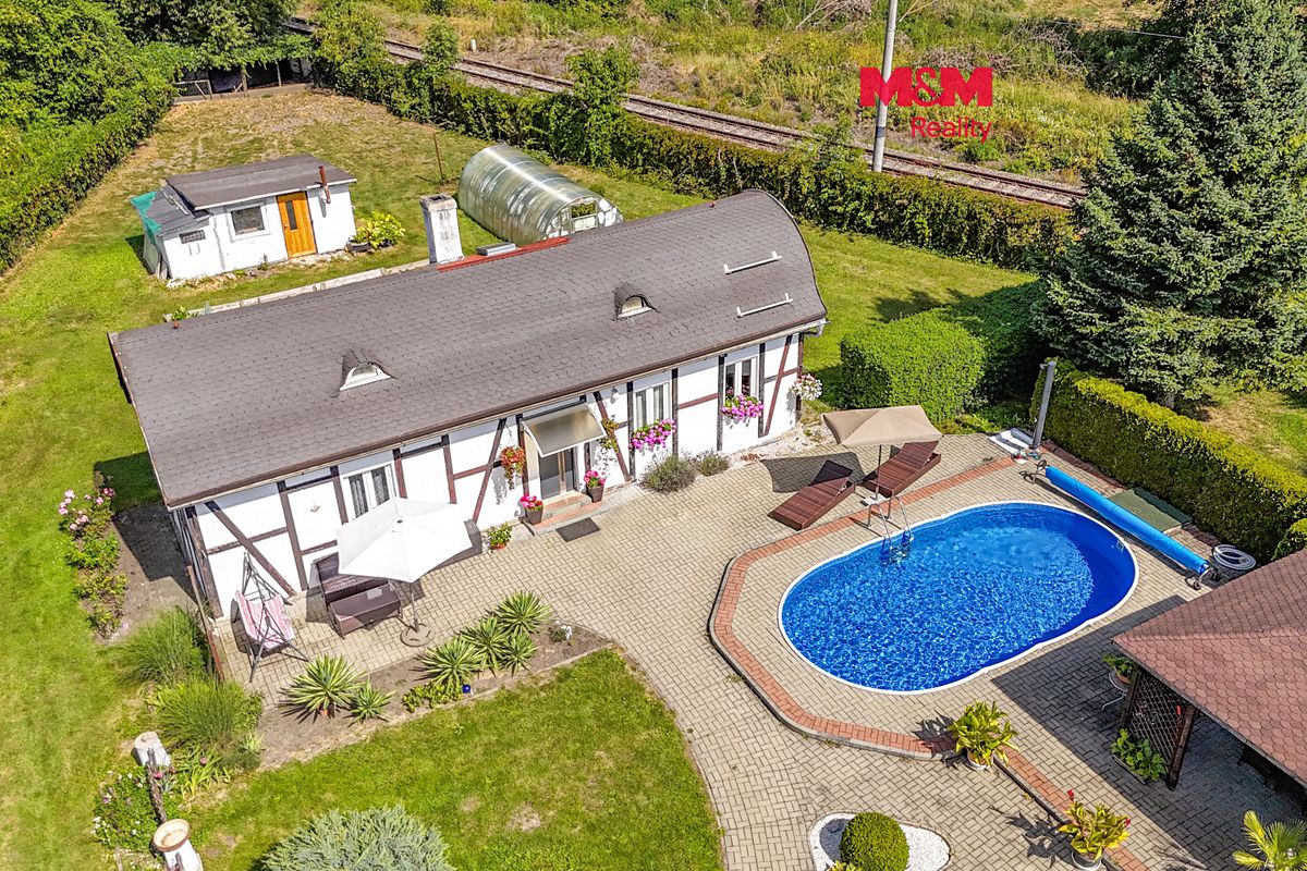 Prodej rodinného domu 74 m², pozemek 4009 m²