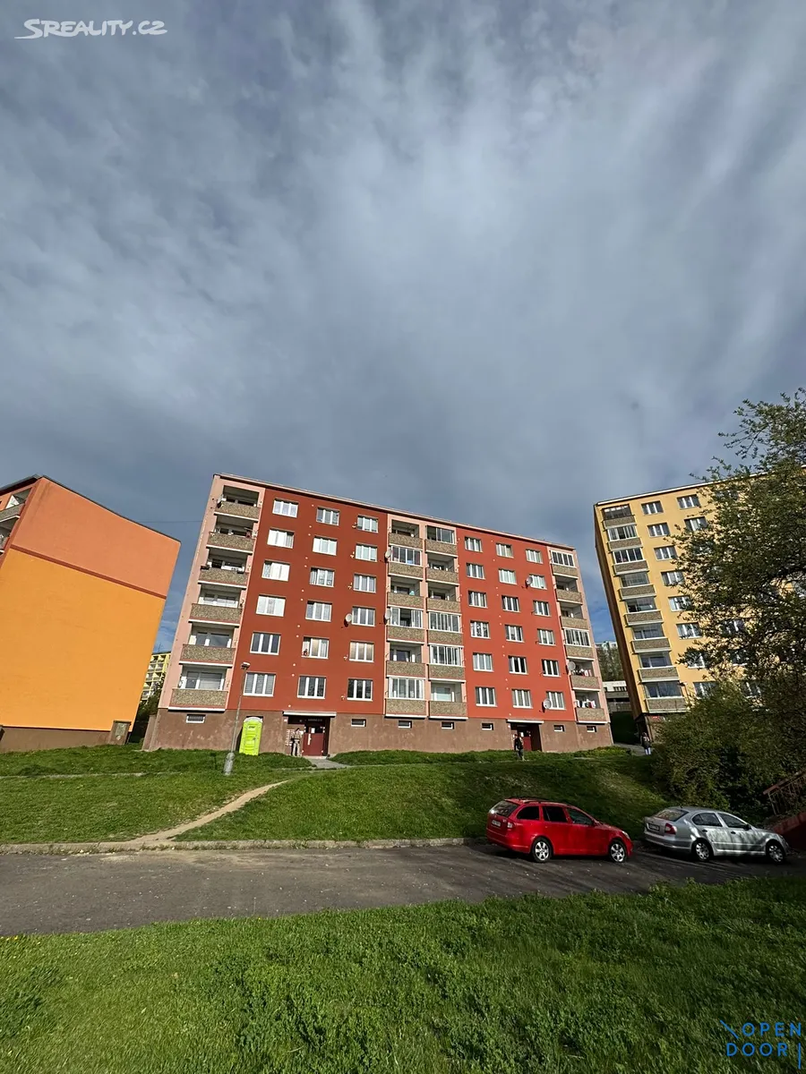 Pronájem bytu 2+1 61 m² – pohled 3