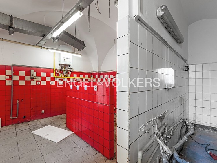 Комерційне приміщення в оренду, 474 м² (16 з 16)