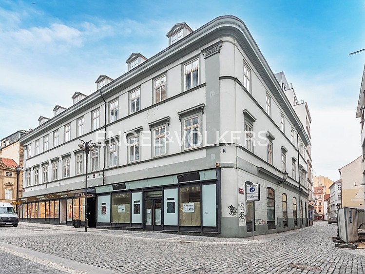 Комерційне приміщення в оренду, 250 м² (1 з 10)