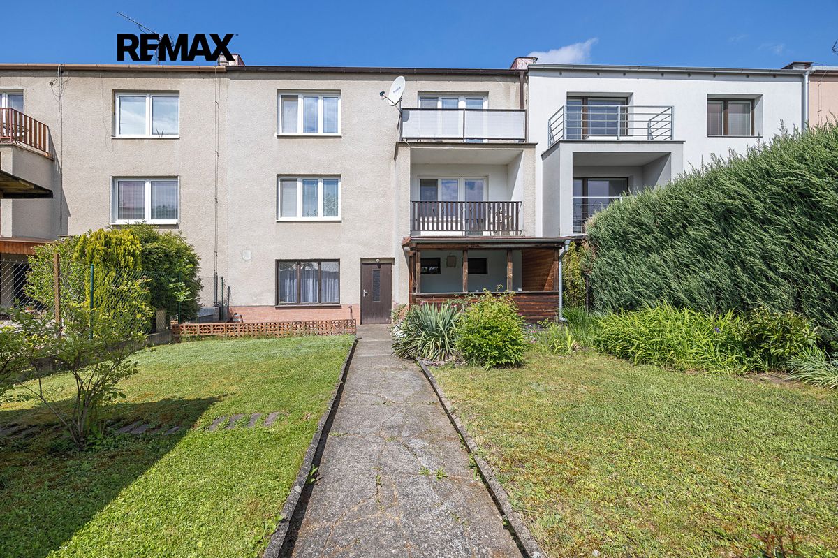 Prodej rodinného domu 215 m², pozemek 340 m²