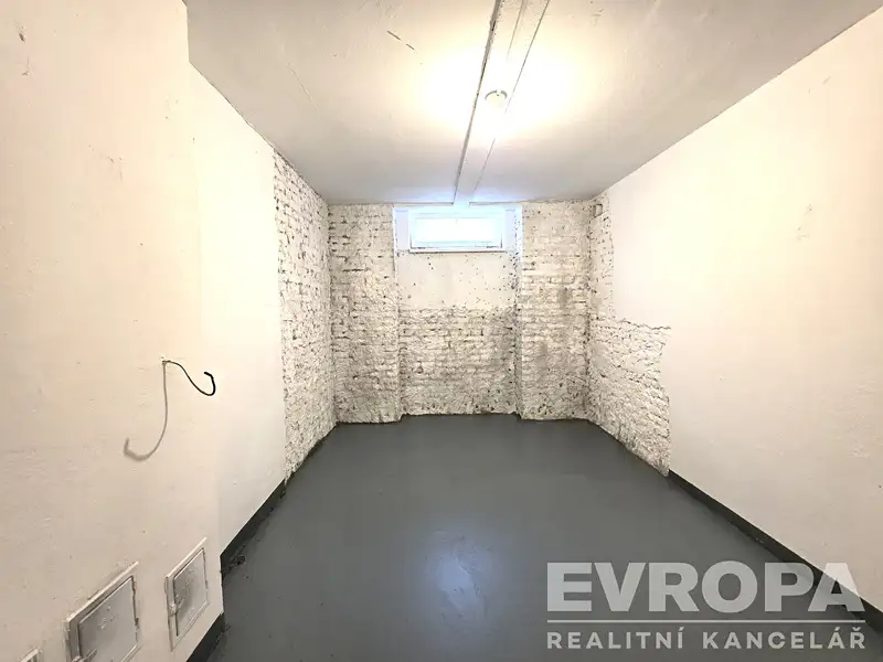 Pronájem skladového prostoru 14 m², Praha – náhled fotky 2