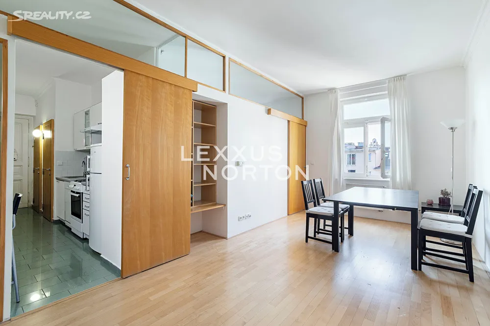 Pronájem bytu 2+1 45 m², Praha