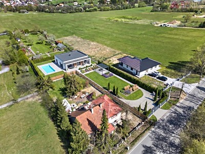 Prodej  stavebního pozemku 6 715 m²