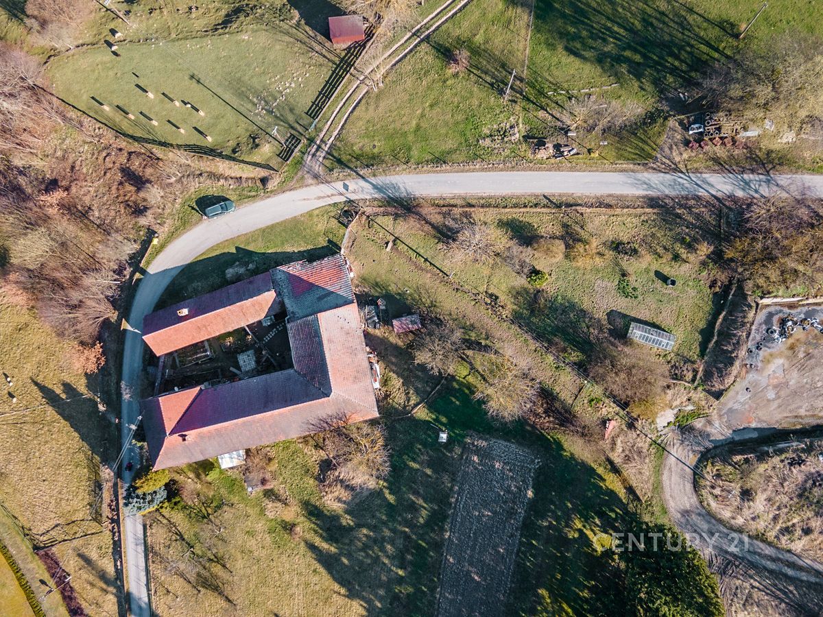 Prodej zemědělské usedlosti 307 m², pozemek 2190 m² – fotografie 4