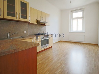 Pronájem bytu 2+1 70 m²