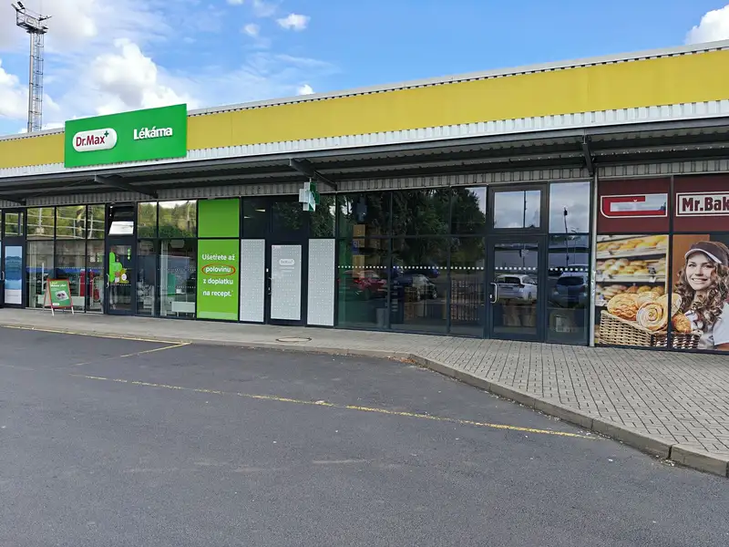 Pronájem obchodního prostoru 48 m², Bílina – náhled fotky 1