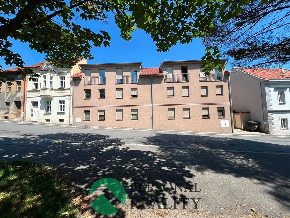Pronájem bytu 3+kk 67 m²