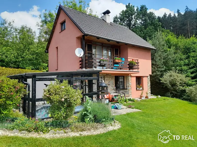 Prodej chaty 117 m², pozemek 878 m², Nedvědice – náhled fotky 1