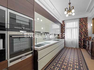 Квартира 5+1 в оренду, 184 м² (3 з 14)