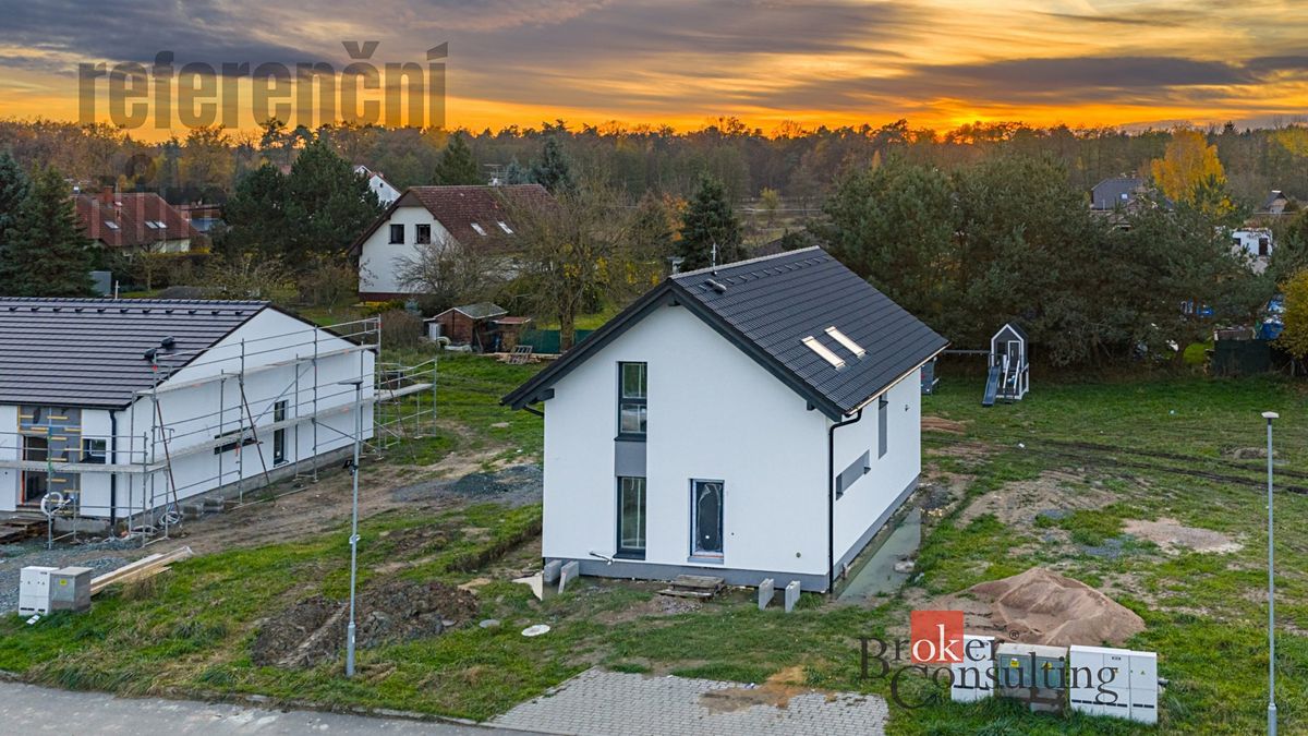 Prodej rodinného domu 125 m², pozemek 816 m² – fotografie 3