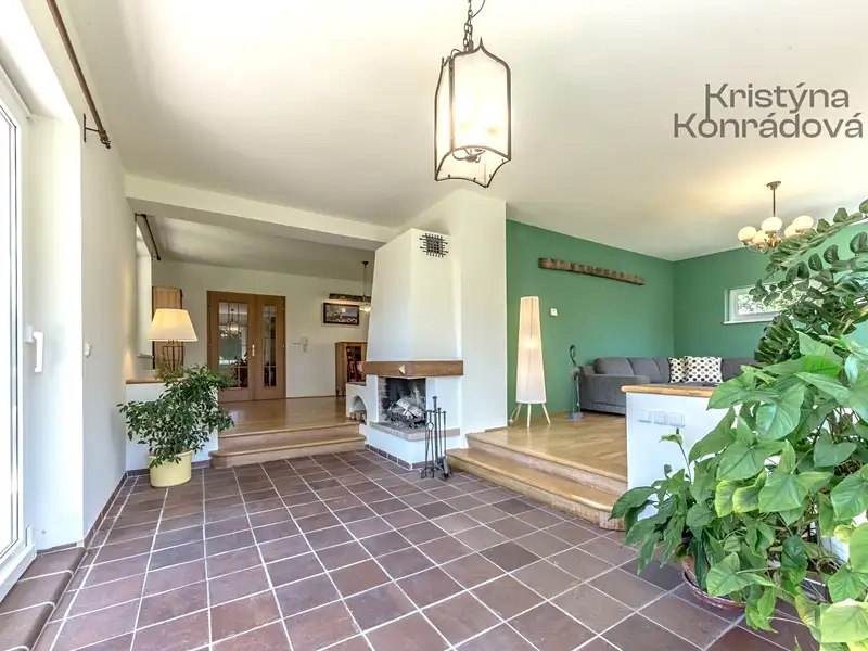 Prodej rodinného domu 360 m², pozemek 1254 m², Brandýs nad Labem-Stará Boleslav – náhled fotky 3