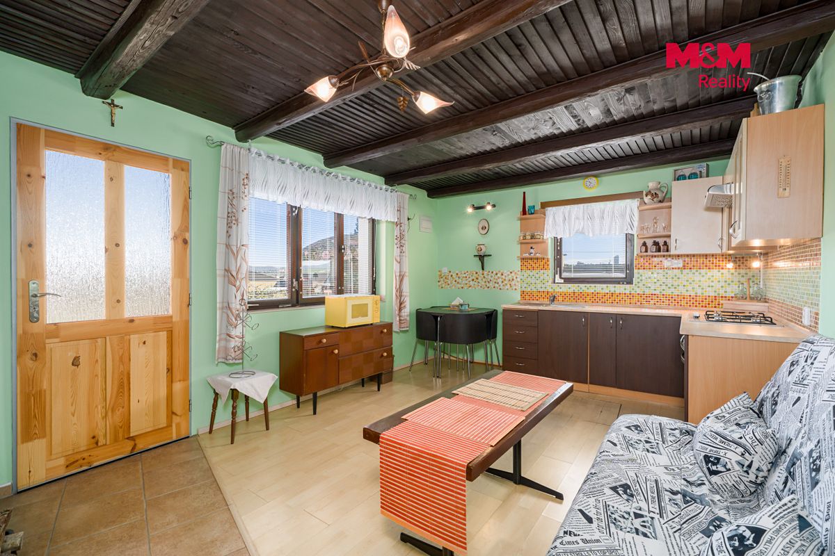 Prodej rodinného domu 51 m², pozemek 1086 m² – fotografie 3