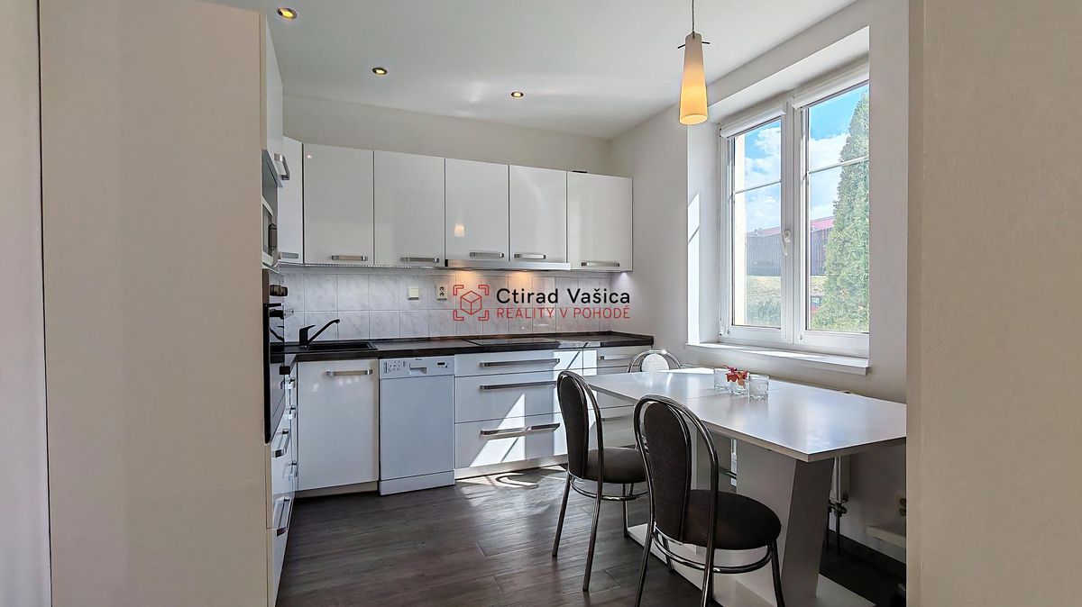 Prodej bytu 2+1 56 m² – fotografie 3