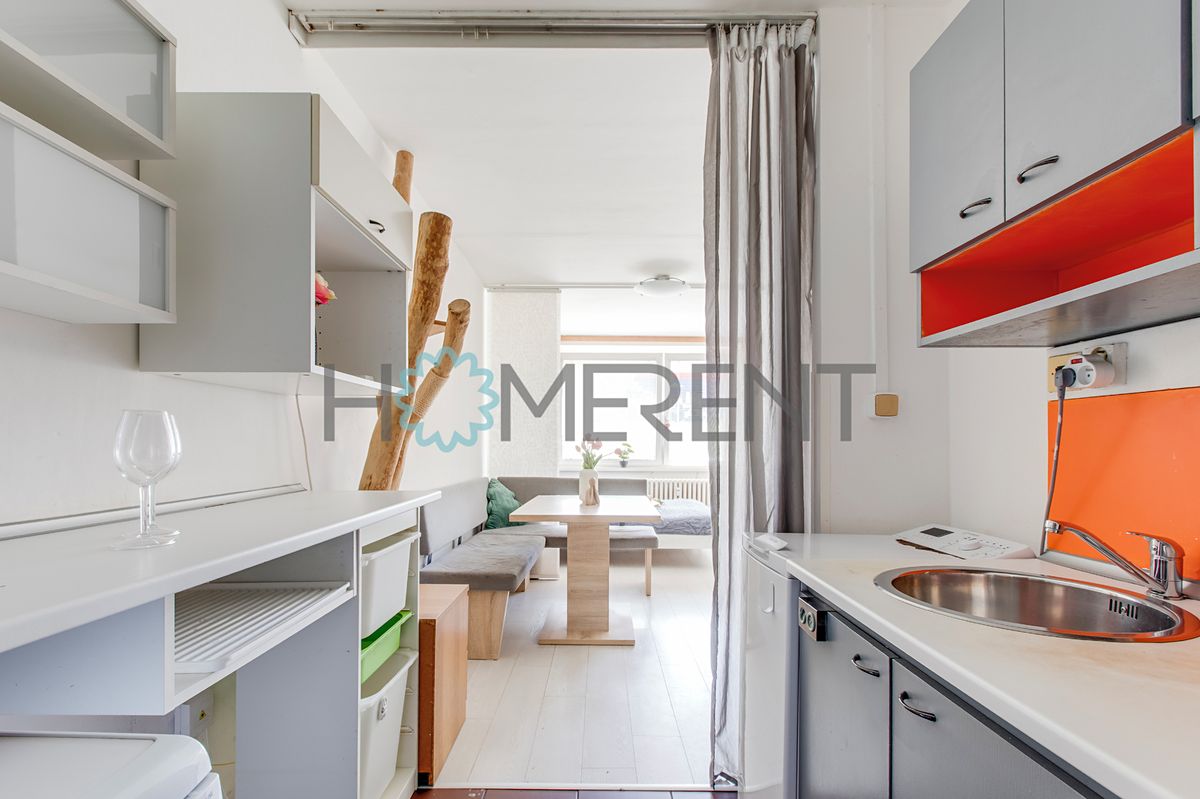 Pronájem bytu 2+kk 43 m²