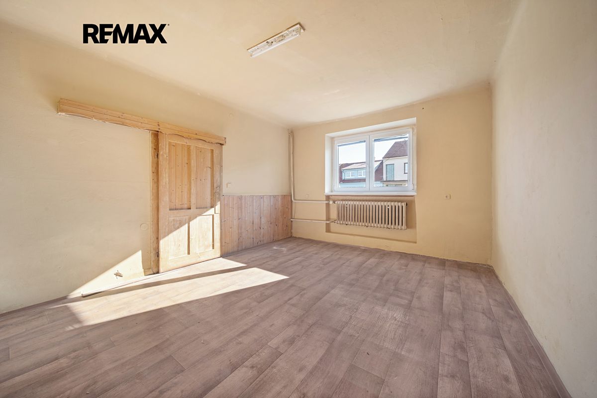 Prodej rodinného domu 118 m², pozemek 815 m² – fotografie 4