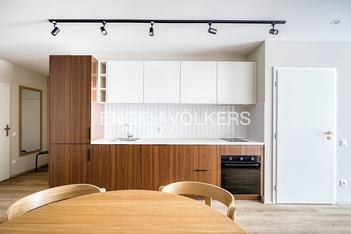 Pronájem bytu 2+kk 47 m² – fotografie 2