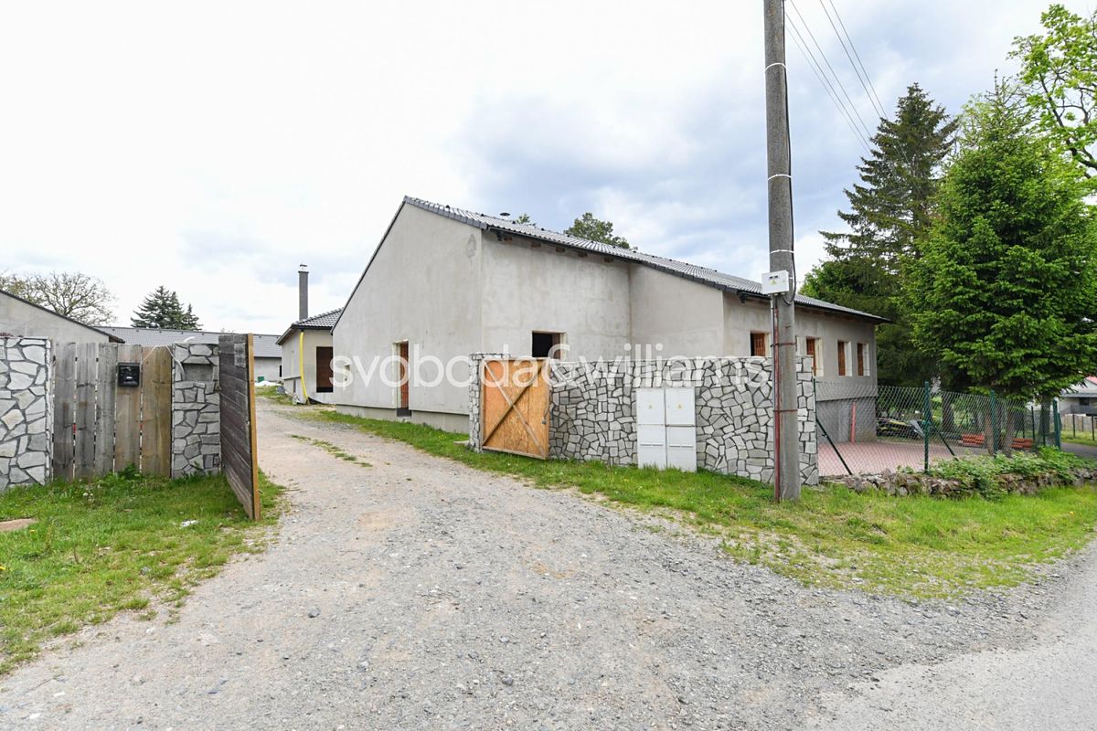Prodej rodinného domu 494 m², pozemek 3750 m² – fotografie 3