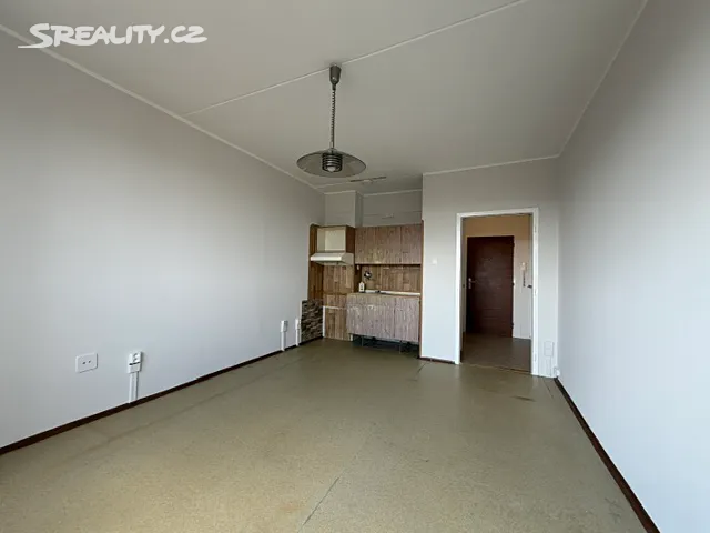 Pronájem bytu 1+kk 25 m² – pohled 3