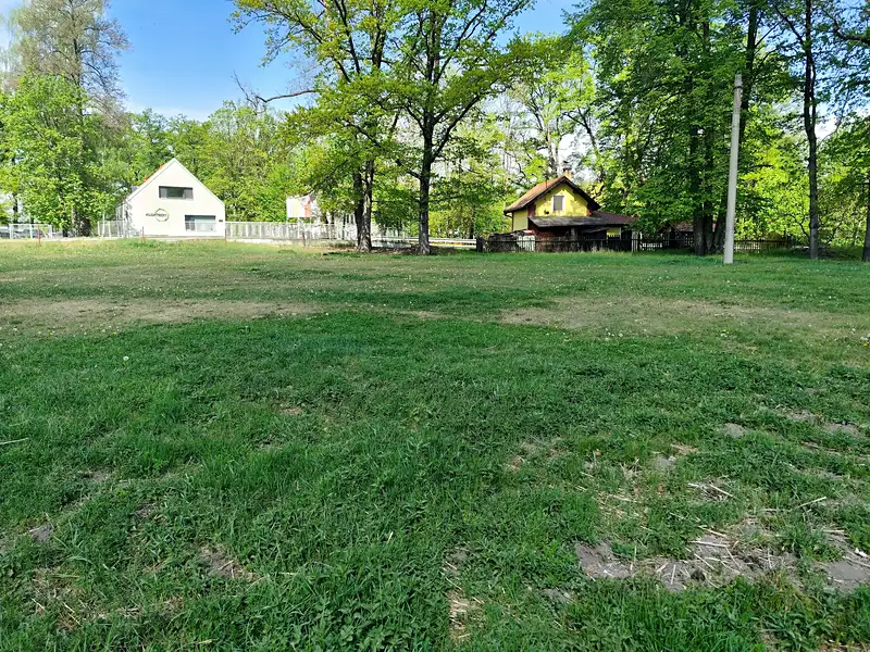Prodej zahrady 2500 m², Třeboň – náhled fotky 3