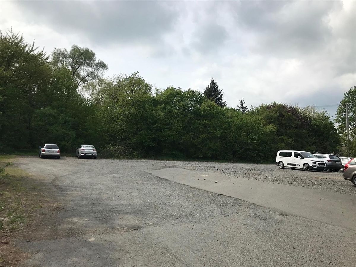 Prodej pozemku 9849 m²